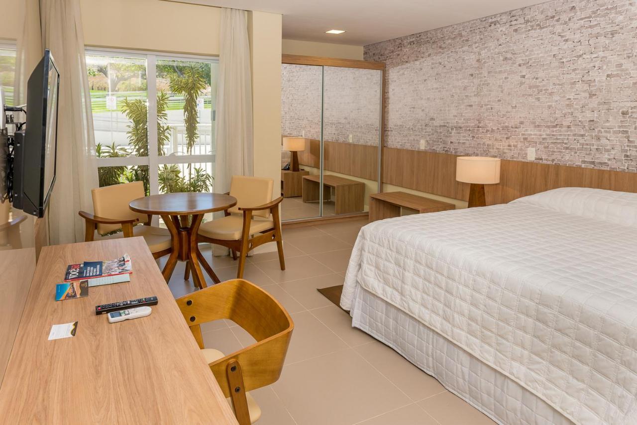 Quarto com Cama de Casal ou 2 de Solteiro