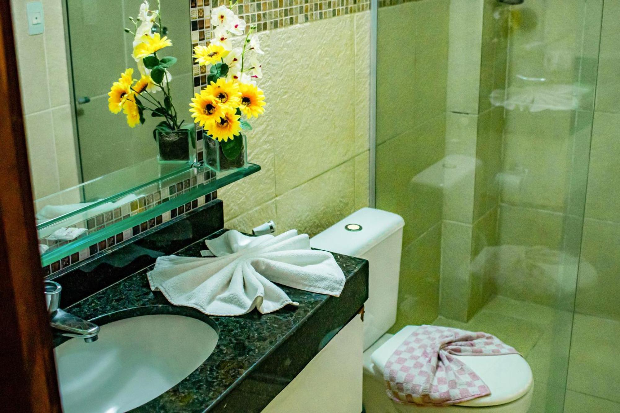 Deluxe Triple Room with Side Sea View