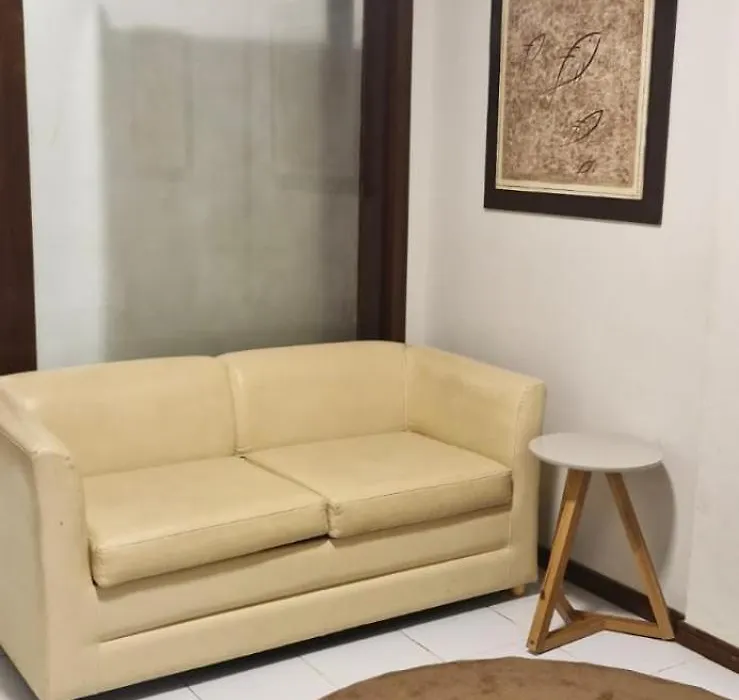 Araca Flat 106-1