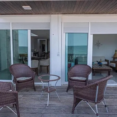 Casa Beira Mar Na Praia Da Redinha By Qavi-3