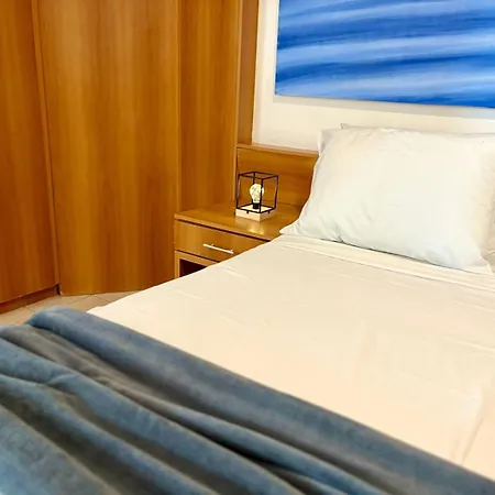 Movihosts Mirador Suites-3